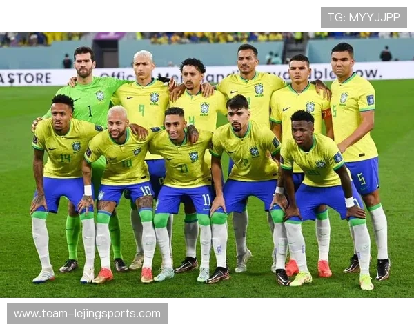 足坛最矮球星的逆袭之路从草根奋斗到世界赛场闪耀辉煌